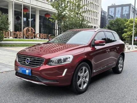 Volvo XC60 2015 — фото 1