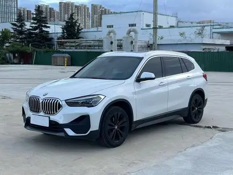 BMW X1 2020 — фото 1