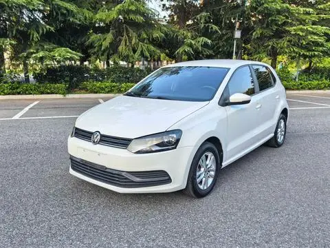Volkswagen Polo 2016 — фото 1