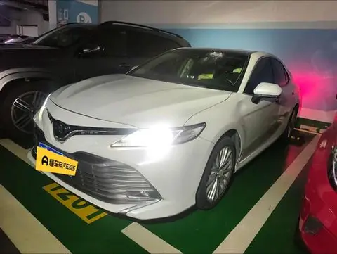 Toyota Camry 2019