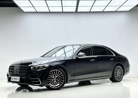 Mercedes-Benz S-Class 2023