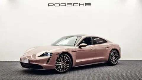 Porsche Taycan 2021