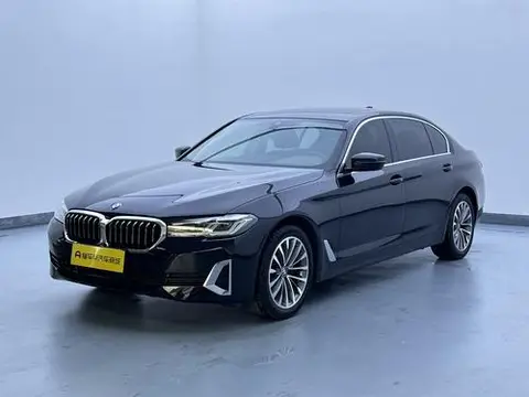 BMW 5 Series 2021 — фото 1