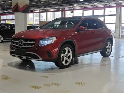 Mercedes-Benz GLA 2017 — фото 1