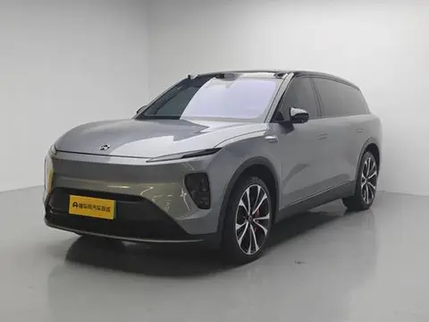 NIO ES8 2024