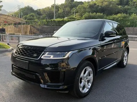 Land Rover 揽胜运动PHEV 2018 — фото 1
