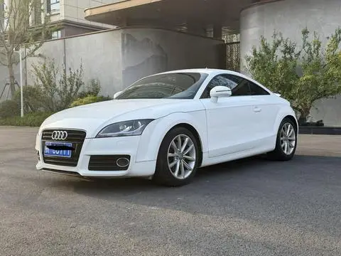 Audi TT 2011