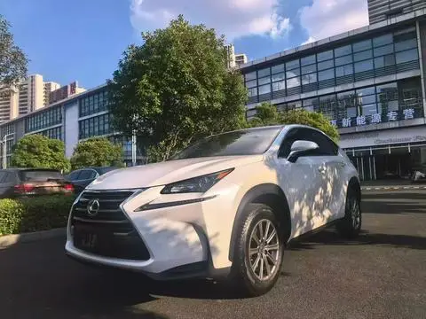 Lexus NX 2015
