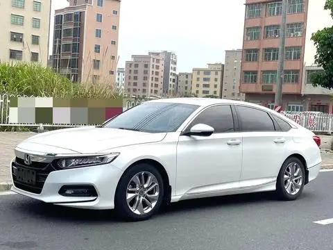 Honda Accord 2018 — фото 1