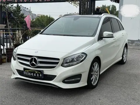 Mercedes-Benz B-Class 2015 — фото 1