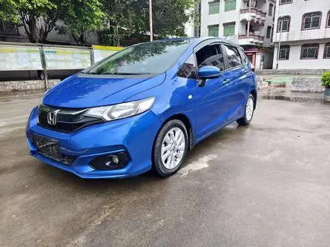 Honda Fit 2018 — фото 1