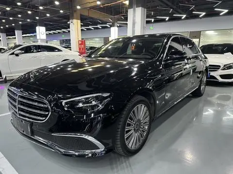 Mercedes-Benz E-Class 2023 — фото 1