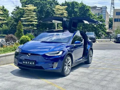 Tesla Model X 2016