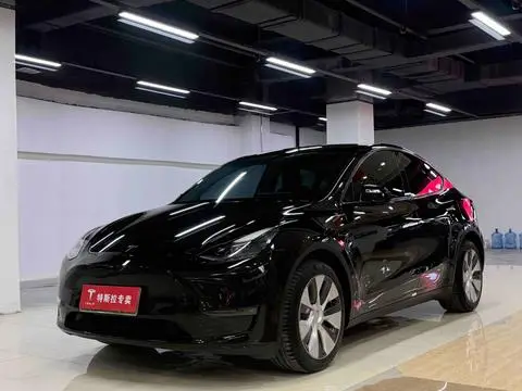 Tesla Model Y 2022 — фото 1