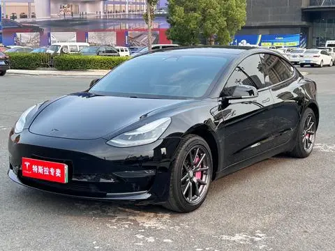 Tesla Model 3 2020