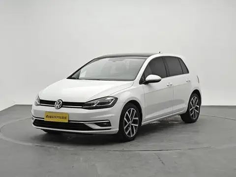 Volkswagen Golf 2020 — фото 1