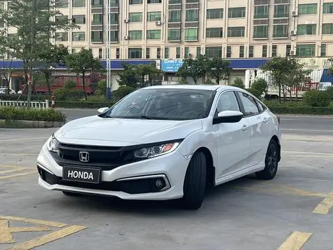 Honda Civic 2019 — фото 1