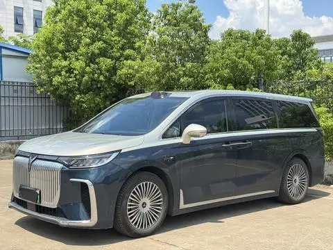 Voyah Dream 2025