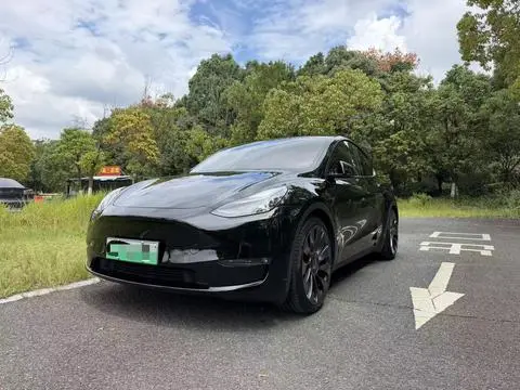 Tesla Model Y 2022 — фото 1