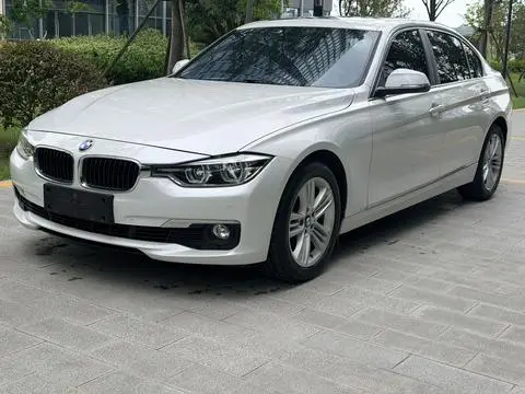 BMW 3 Series 2017 — фото 1