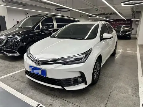 Toyota Corolla 2019 — фото 1