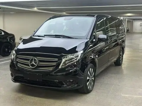 Mercedes-Benz 威霆 2021