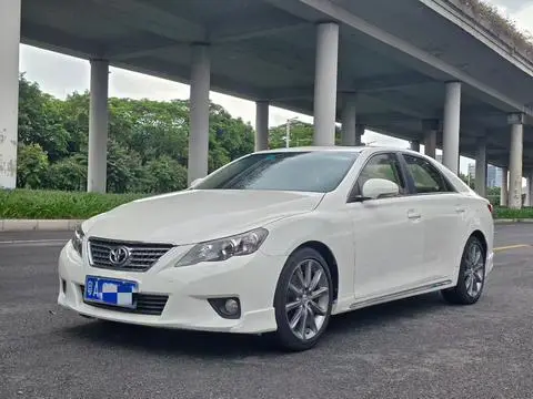 Toyota Reiz 2012