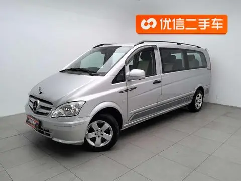 Mercedes-Benz 威霆 2013