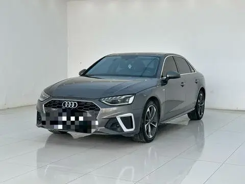 Audi A4L 2020 — фото 1