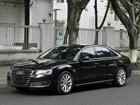 Audi A8 2013