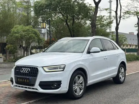 Audi Q3 2015 — фото 1