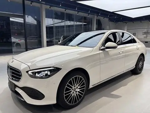 Mercedes-Benz C-Class 2024