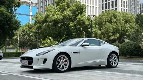 Jaguar F-TYPE 2016