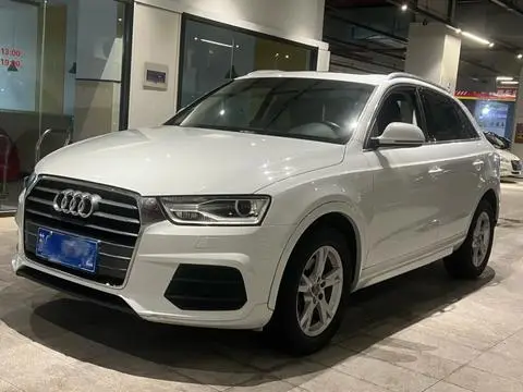 Audi Q3 2017 — фото 1