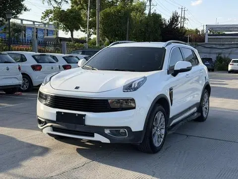 Lynk & Co 01 2017