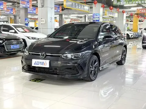 Volkswagen Golf 2023