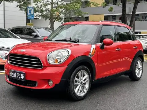 MINI MINI 2011