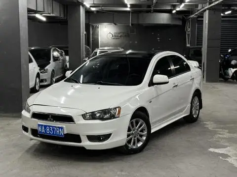 Mitsubishi 翼神 2012