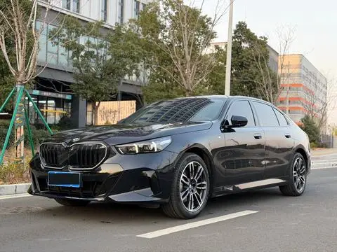 BMW 5 Series 2024