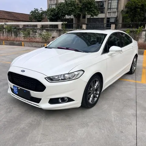 Ford Mondeo 2013 — фото 1