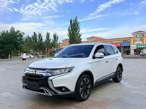 Mitsubishi 欧蓝德 2019