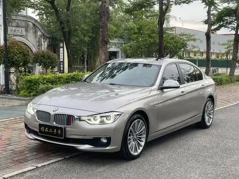 BMW 3 Series 2019 — фото 1