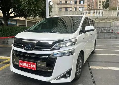 Toyota Alphard 2020 — фото 1