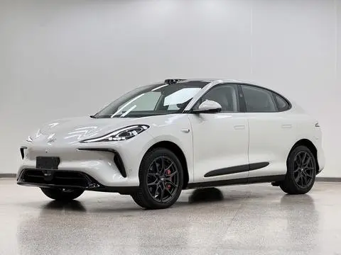 IM Motors 智己LS6 2023
