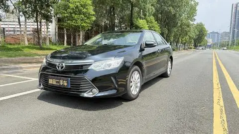 Toyota Camry 2015