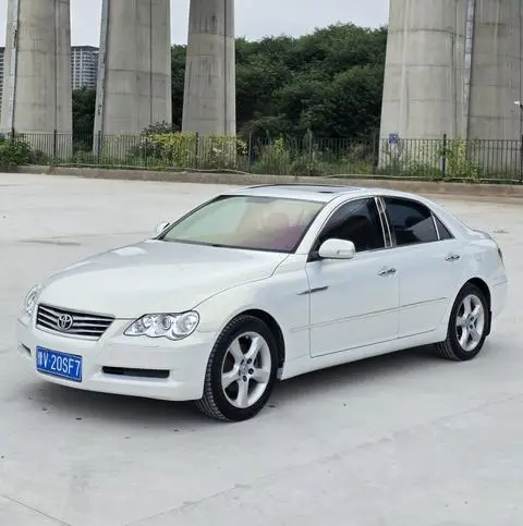 Toyota Reiz 2009