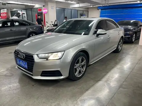 Audi A4L 2017