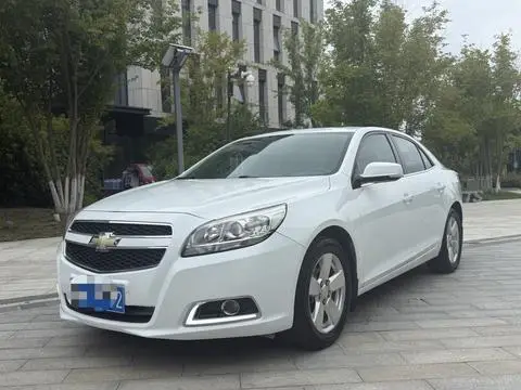 Chevrolet Malibu 2014 — фото 1