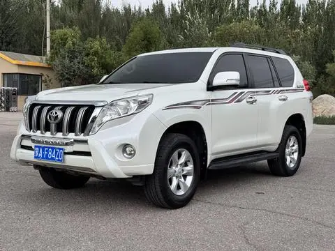 Toyota Prado 2013 — фото 1