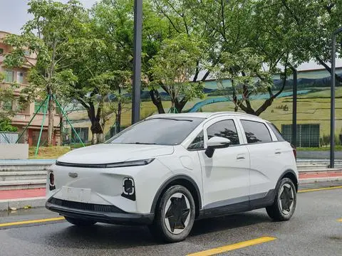 Geely E萤火虫 2024